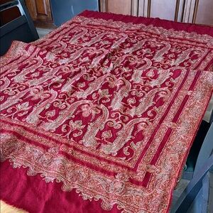 Pottery barn, wool tablecloth